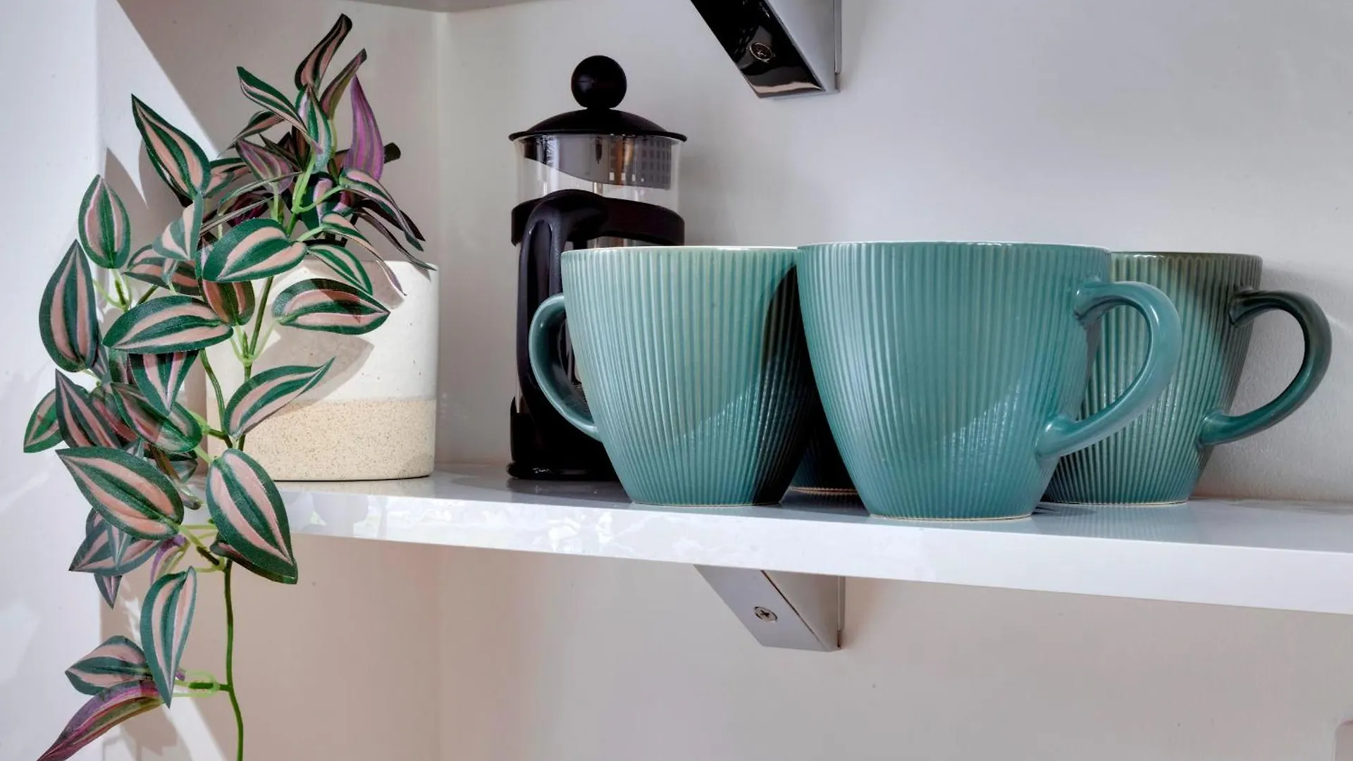 Pass The Keys Stylish And Modern Flat Next To Cambridge Station Apartment United Kingdom